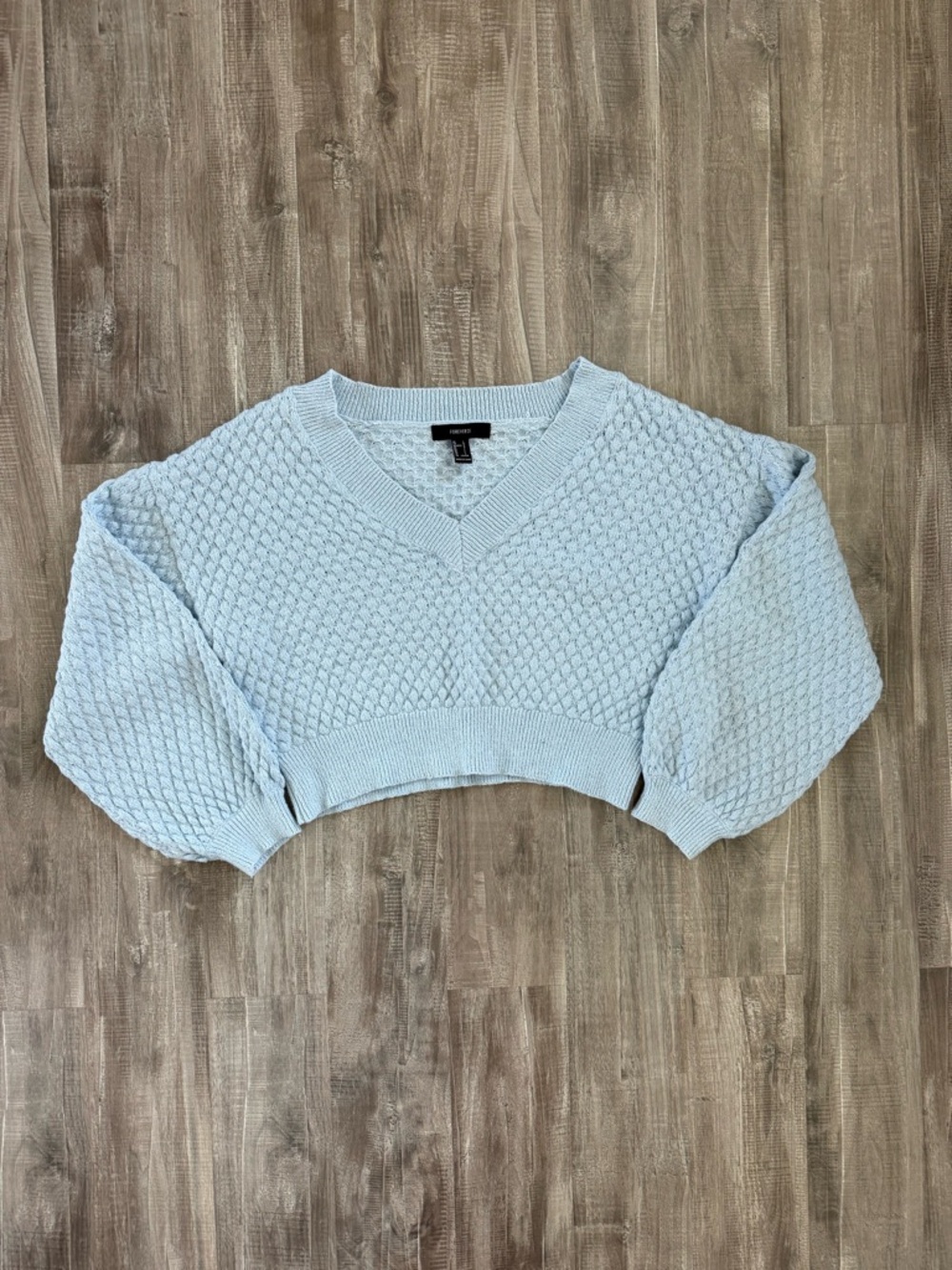 Forever 21 Light Blue V-Neck Cropped Knit Sweater